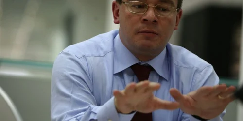 Mihai Răzvan Ungureanu, la redacţia "Adevărul"