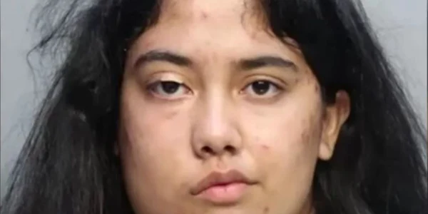  Jazmin Paez, o tânăra mamă din Miami a încercat să angajeze un asasin pentru a i ucide copilul de 3 ani. Foto Captură video YouTube