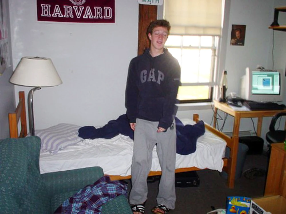 Fondatorul Facebook, pe vremea când era student la Harvard