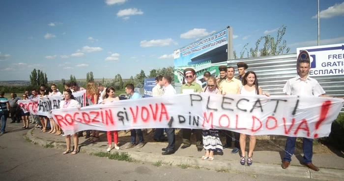 Liberalii i-au sugerat lui Dmitri Rogozin să plece acasă Fotografii: Tudor Iovu