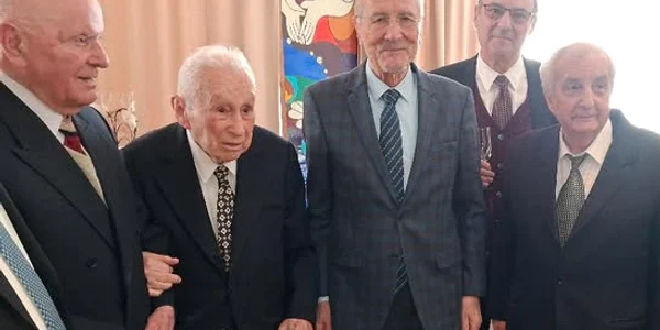 Niculae Ionescu Galbeni, intre Gavril Dejeu și Emil Constantinescu FOTO fb oamenii lui Coposu jpg