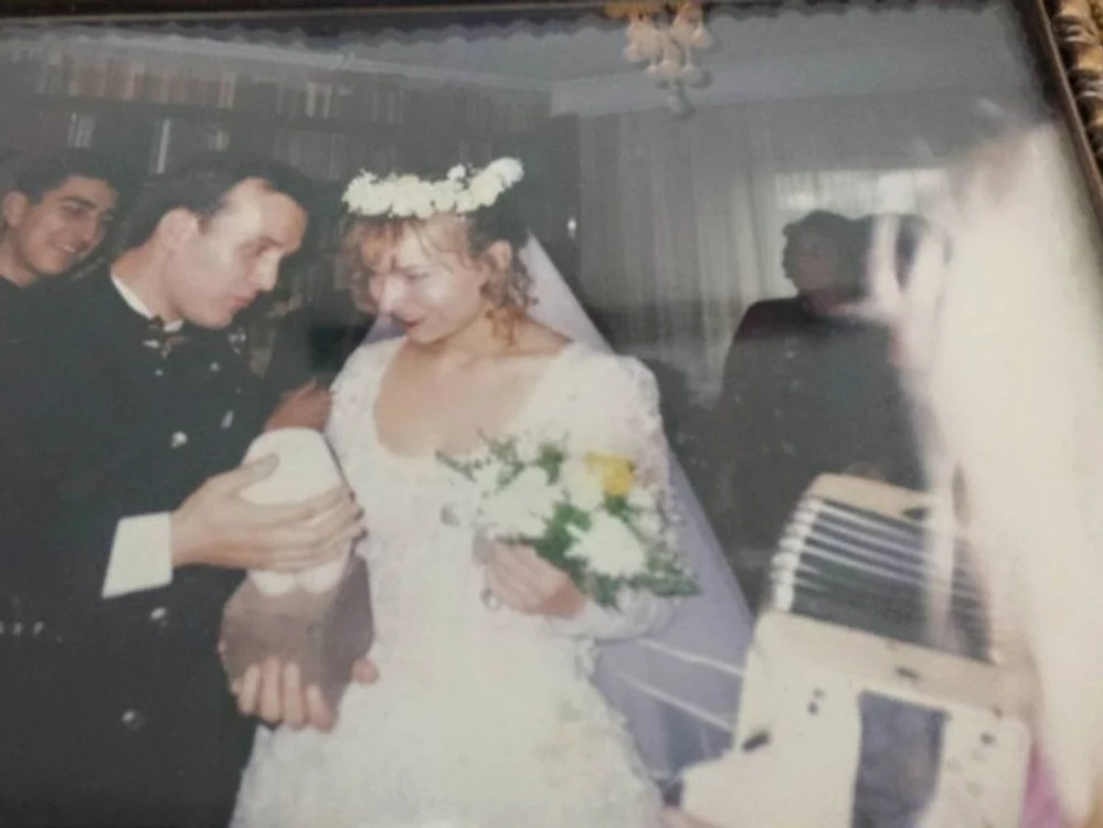 Dana Grecu și soțul ei, Bogdan, în ziua nunții