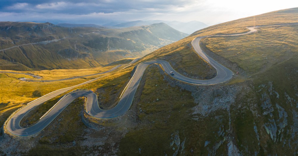 Transalpina va fi în sfârșit modernizată. Lucrările pe cel mai înalt drum din România vor reluate după ani de procese FOTO