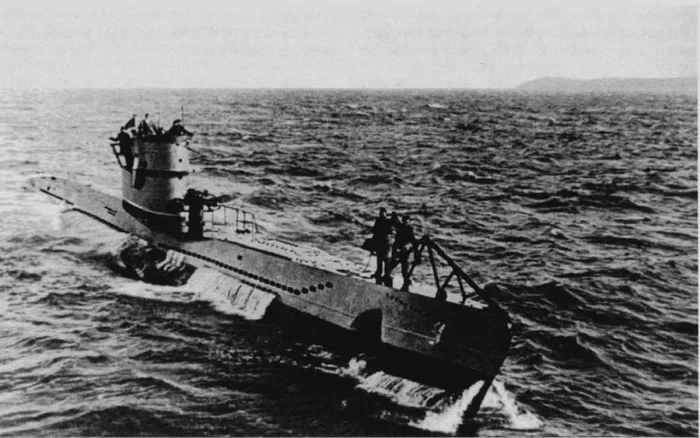 Submarinul Marsuinul, în misiune pe mare. Foto: anconav.ro