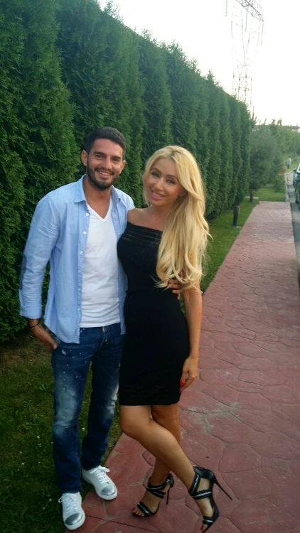 Andrei şi Sonia sunt îndrăgostiţi până peste cap unul de celălalt