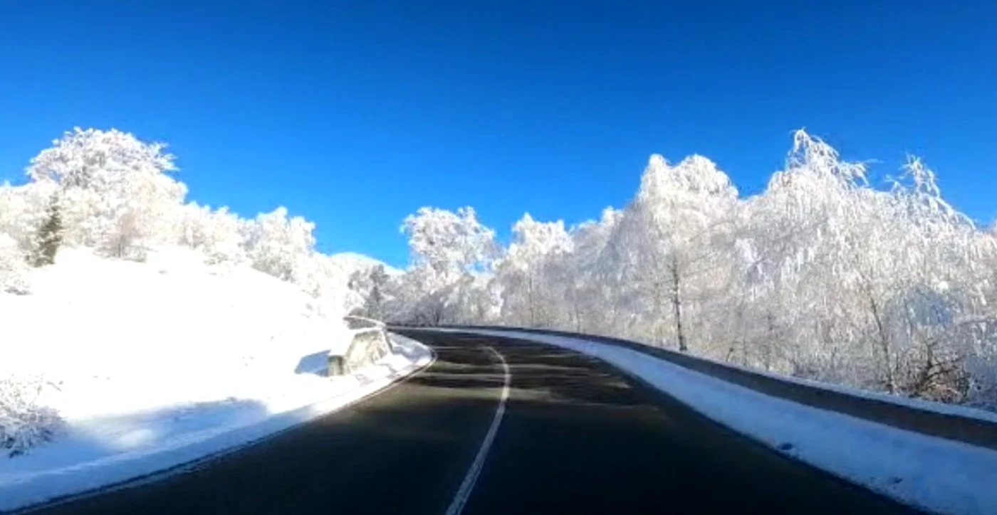 Turiştii vor fi duşi la Rânca de autobuze electrice                                                              Foto: CNAIR