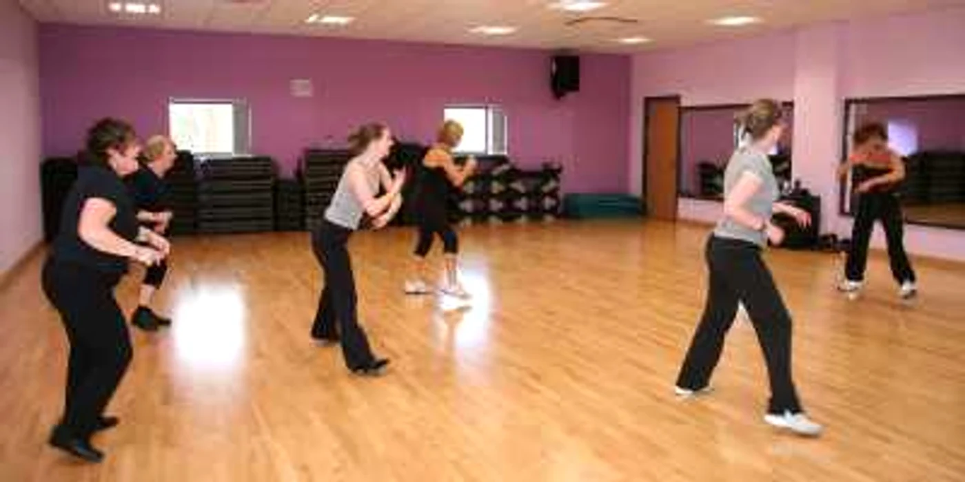 Multe doamne din Bacău preferă cursurile de aerobic pentru a reintra în formă