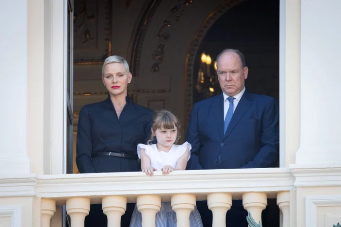 Charlene, Albert şi fetiţa lor (Foto: Profimedia)