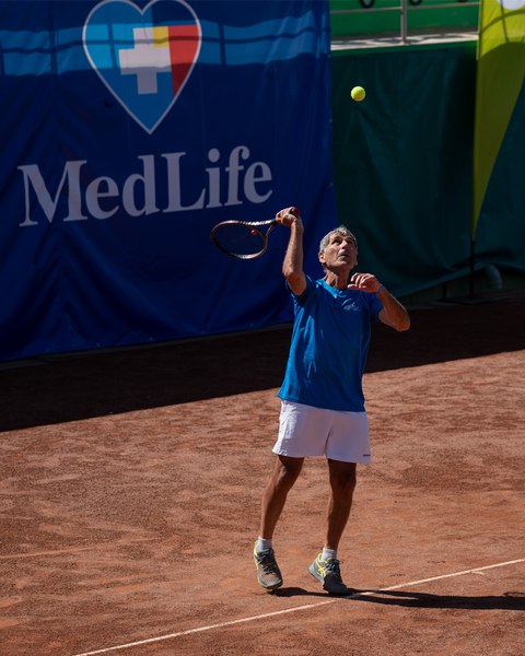 MedLife susține performanța medicilor și în sport: peste 130 de participanți din 5 țări la Balcaniada de tenis