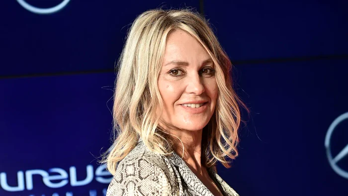 Nadia Comăneci primește mai mulți bani de la stat decât Țiriac și Năstase.