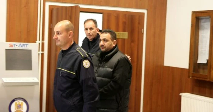 Bercea Mondial a obţinut permisul de conducere în anul 1990 