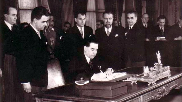 Calendar 10 februarie: 1947   Delegația Guvernului României a semnat, la Paris, Tratatul de pace cu Puterile Aliate și Asociate jpeg