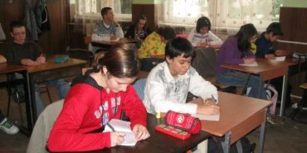 Târgu-Mureş: Elevii mureşeni fără manuale în noul an şcolar