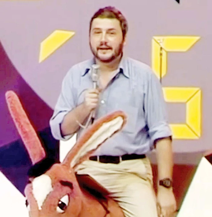 
    Eugen Cristea și soția sa, actrița Cristina Deleanu, au ieșit recent la un eveniment mondenfoto: Florin Şuler  