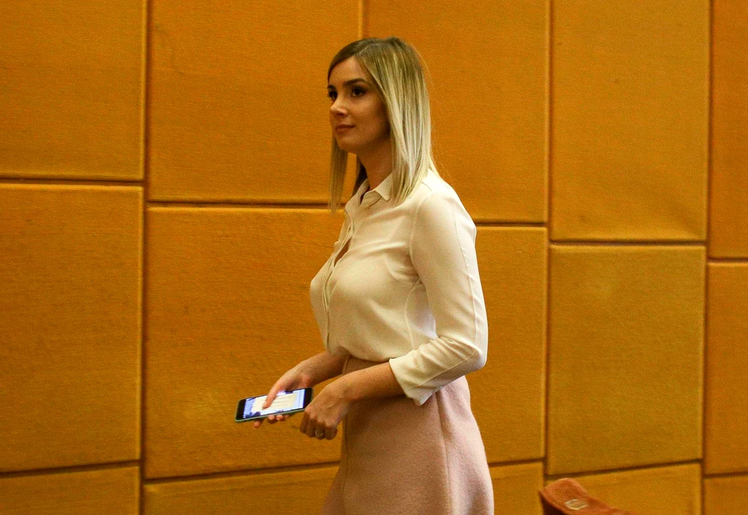 Irina Tănase, o prezenţă senzuală