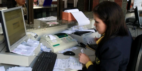 Datornicii trebuie cât mai urgent să-şi achite facturile