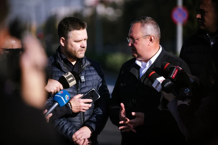 Primarul Ciprian Ciucu şi Nicolae Ciucă, la inaugurarea bulevardului. Foto Facebook/Nicolae Ciucă