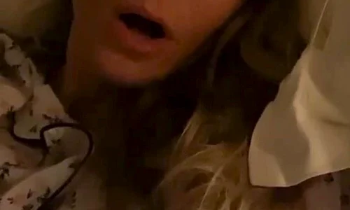 1 25935078 0 concerned heidi klum is sick with a fever chills and cough but h m 28 1584110366574 1 jpg jpeg