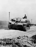 Coloană de vehicule blindate germane StuG III G (© Profimedia) 