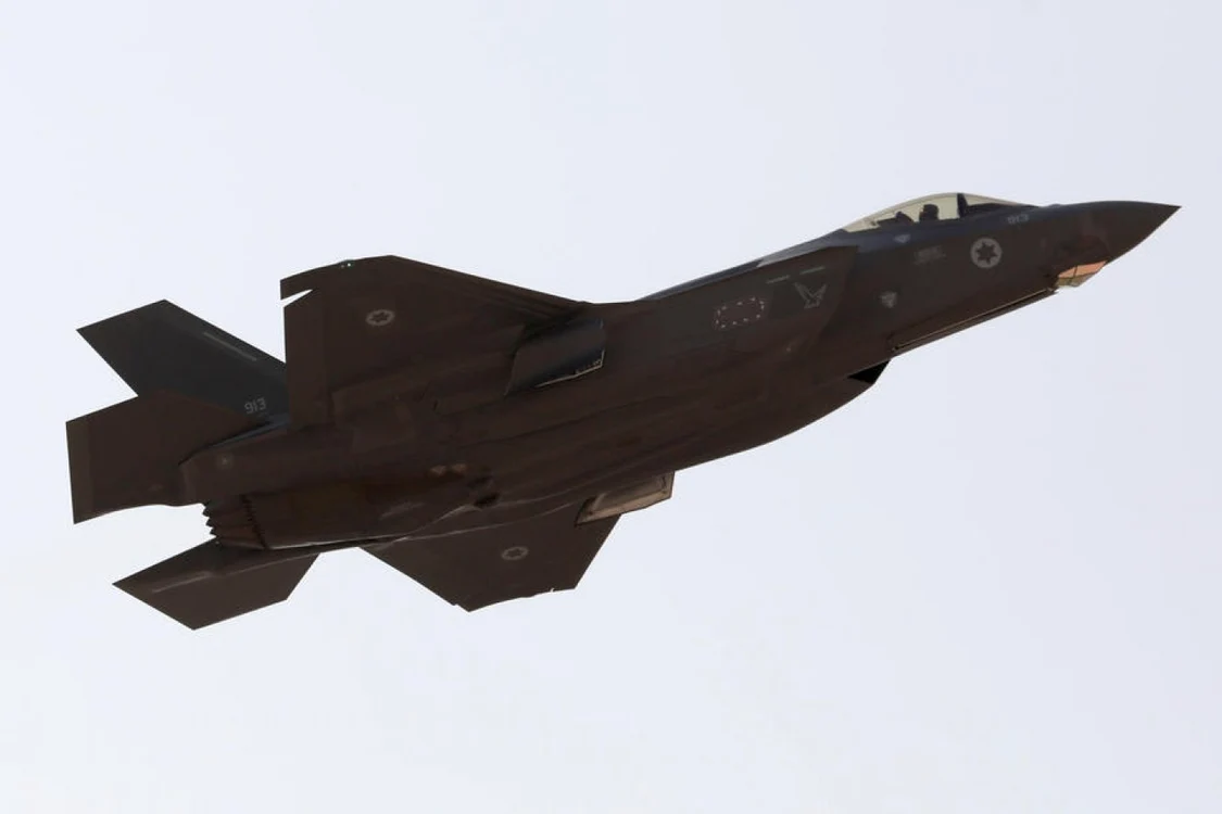 Avion militar israelian. Imagine: EPA-EFE