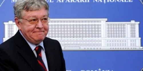 Ministrul Apărării, Corneliu Dobriţoiu, a înaintat-o în gradul de comandor în retragere pe Marie-Ana-Aurelia Mariana Drăgescu