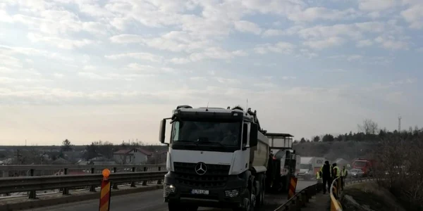 slobozia lucrari pe podul peste raul ialomita foto drdp constanta