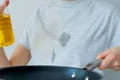 ulei pete haine istock jpg