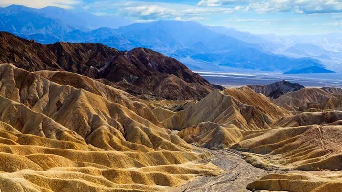 Death Valley (Valea Morții) din California, cel mai arid punct din America de Nord