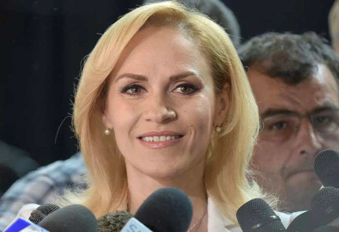
    Alegeri locale 2016. Gabriela Firea a mers la vot încă de la primele ore ale dimineții FOTO: Arhiva personală  