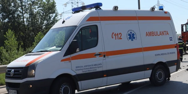 accidenthd ambulantahd foto adevarul daniel guta ilustrativa
