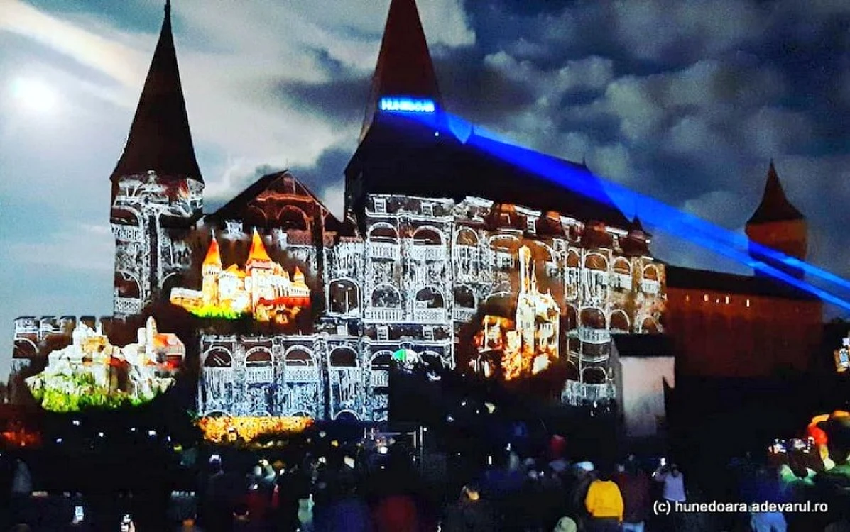 Castelul Corvinilor la Noaptea Muzeelor, într-o ediție precedentă. Foto: Daniel Guță ADEVĂRUL