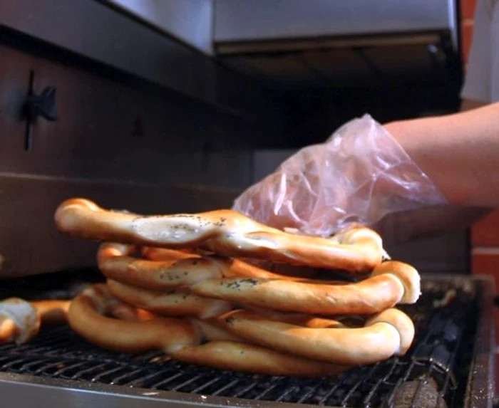 Postul Paştilor este cel mai aspru de peste an. Mâncarea de dulce este permisă, parţial, în anumite zile (arhiva Click!)