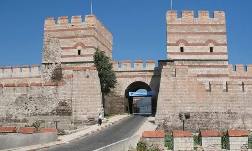 10 aspecte de ştiut despre    Zidurile Constantinopolului jpeg