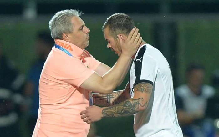 
    Tehnicianul lui Al Shabab vrea să rămână pe podium în Arabia Saudită şi încearcă să-i convingă pe şeici imposibilulFoto: Click!  