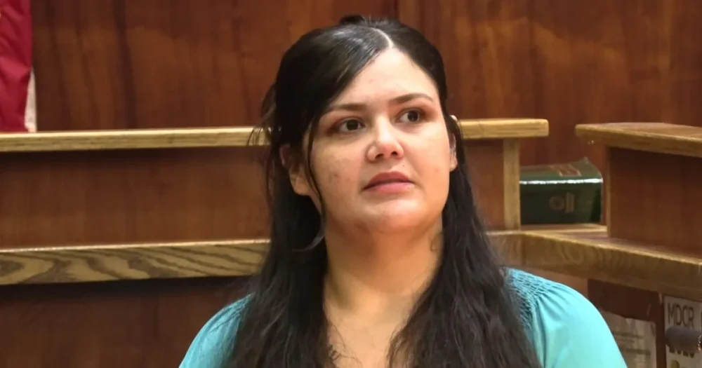 Femeia care susține că a rămas gravidă fără contact fizic, condamnată pentru omor