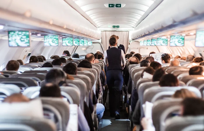 Scandal la bordul unui avion FOTO: Shuterstock