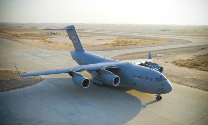 avion militar Boeing C-17 Globemaster III