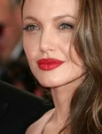 Angelina Jolie, secrete de îngrijire a tenului sursa Shutterstock jpg