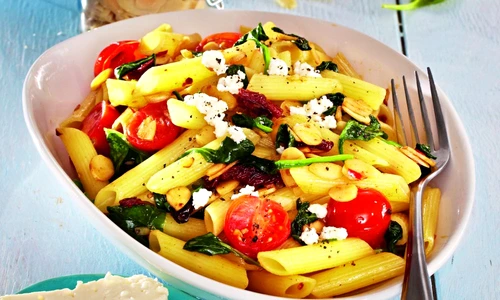 penne cu spanac ton si branza jpeg