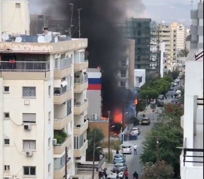 Incendiu puternic la Centrul Rus de Știință și Cultură din Cipru VIDEO