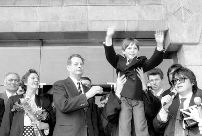 1 regele mihai ve nirea in tara de paste principe nicolae al romaniei 25 jpg jpeg