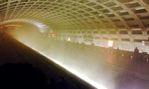 24a66b5600000578 2907410 engulfed smoke is seen hovering over l enfant plaza metro statio a 21 1421108814512 jpeg