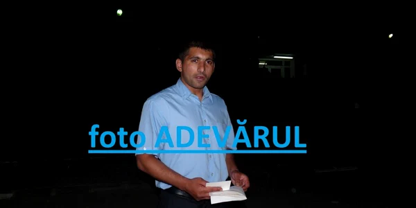 Jean Paraschiv adoptă vestimentaţia ARR-iştilor