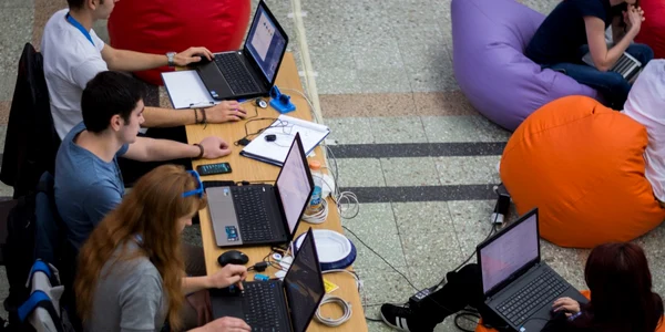 hackathon facebook rosedu foto razvan baltaretu/adevarul