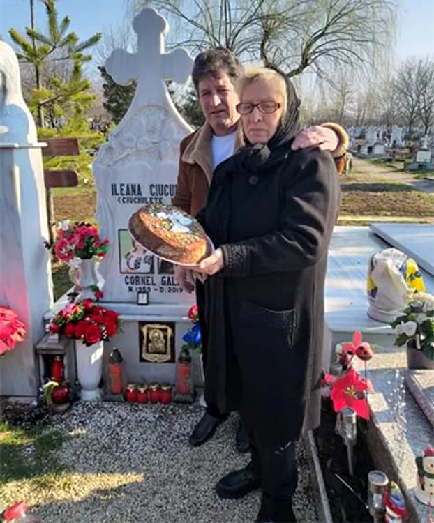 Pomana va fi făcută de „nașa” Doina Belu