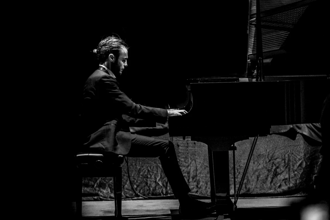 Daniel Ciobanu pianist