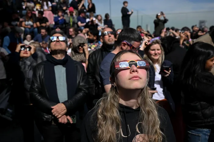 Nivelul actual de aglomerare din jurul Pământului face planeta mult mai vulnerabilă.