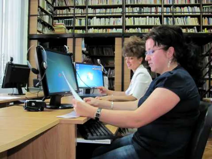 Accesul la internet este gratuit la bibliotecă