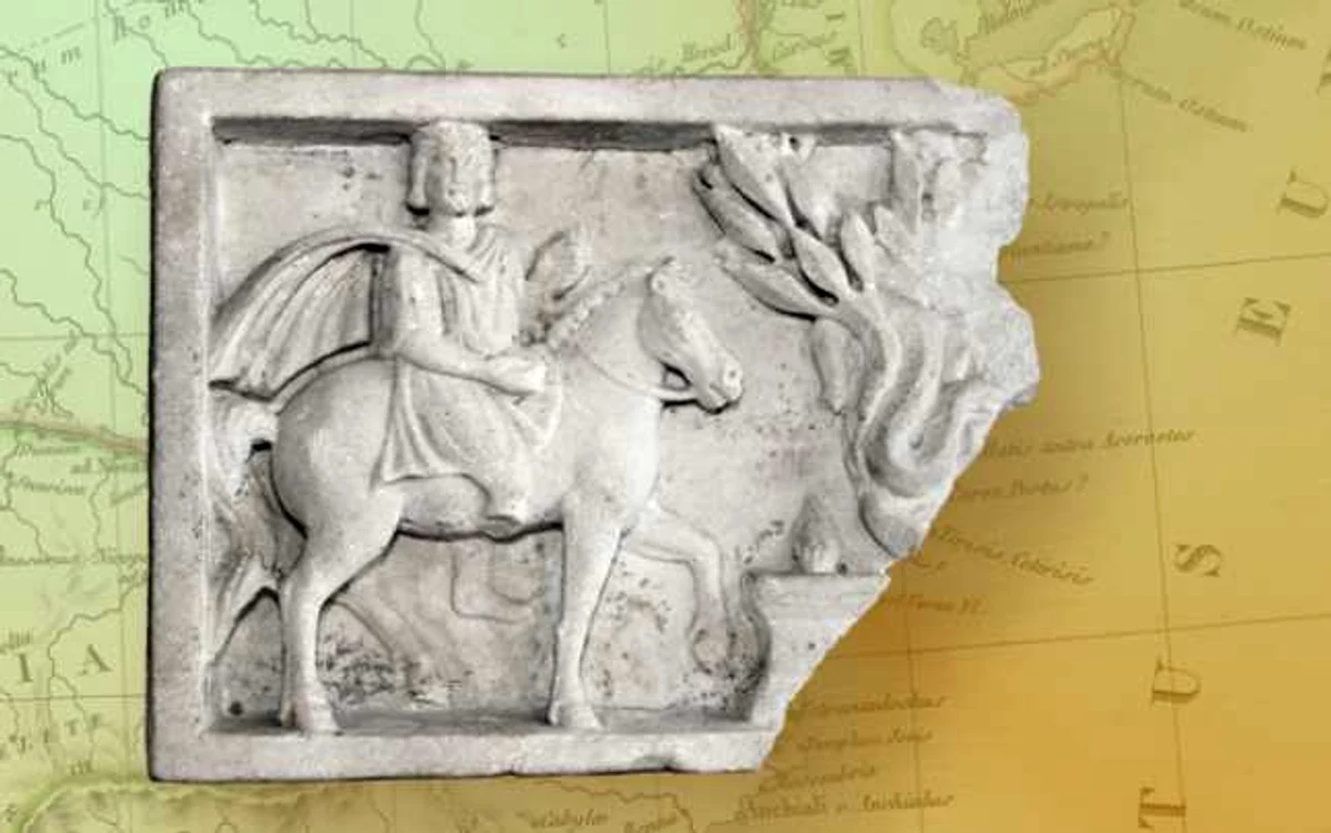TĂBLIŢĂ VOTIVĂ „CAVALERUL TRAC” DESCOPERITĂ LA TIRIGHINA-BĂRBOŞI