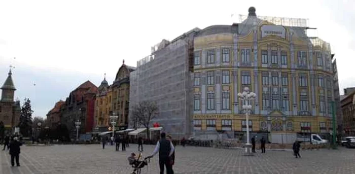 Reabilitarea clădirilor istorice proprietate privată merge greu în Timişoara FOTO opiniatimisoarei.ro